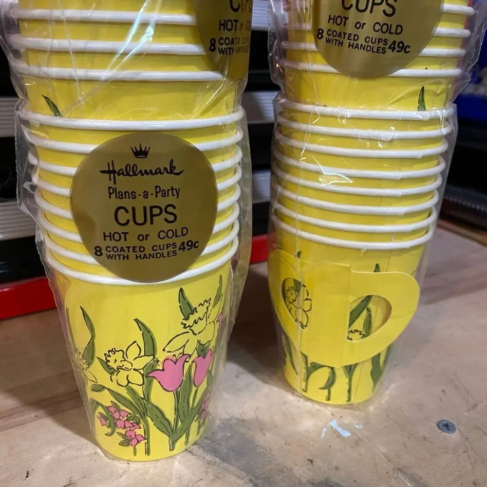 Vintage Hallmark Plans-A-Party Yellow Floral Paper Cups 48 total 9 oz